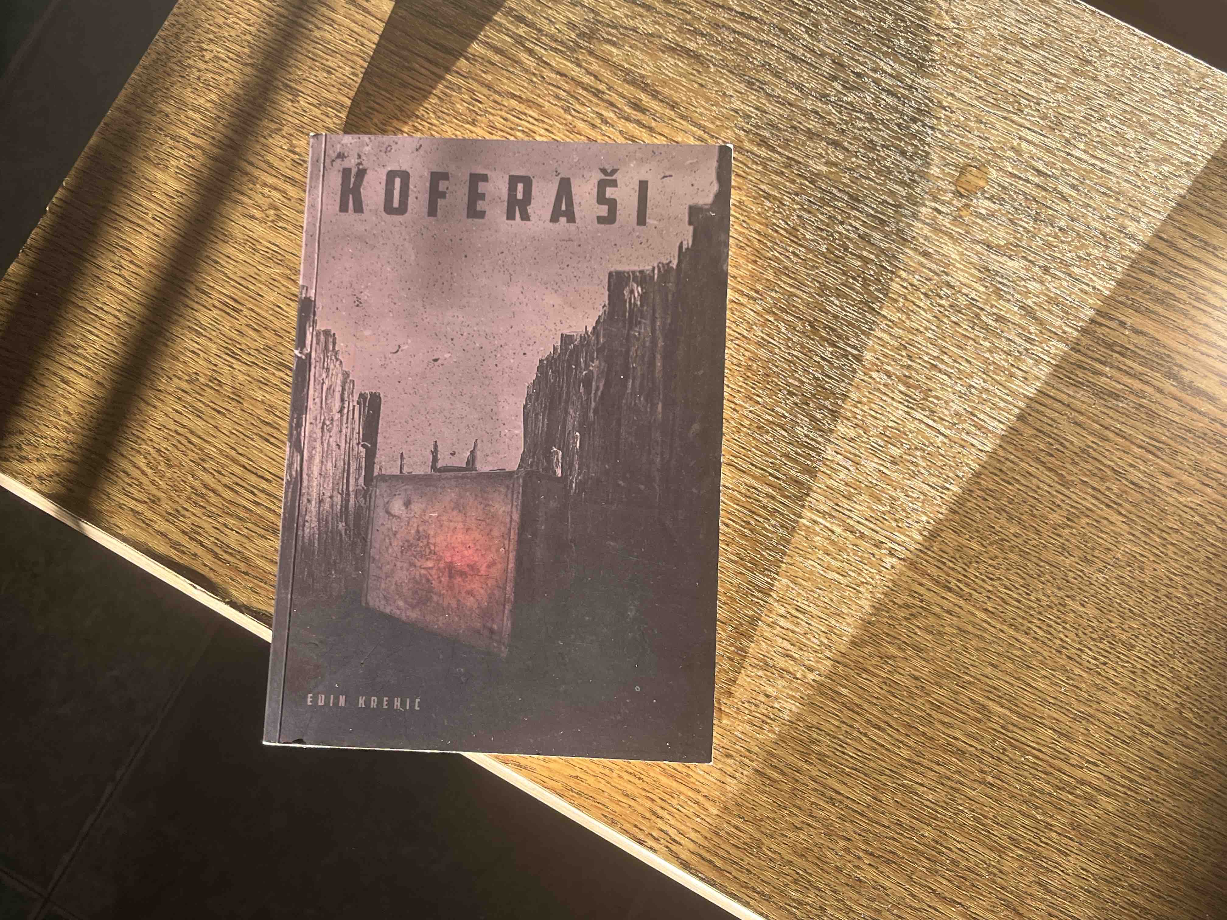 Koferaši, olujni pjev – Edin Krehić